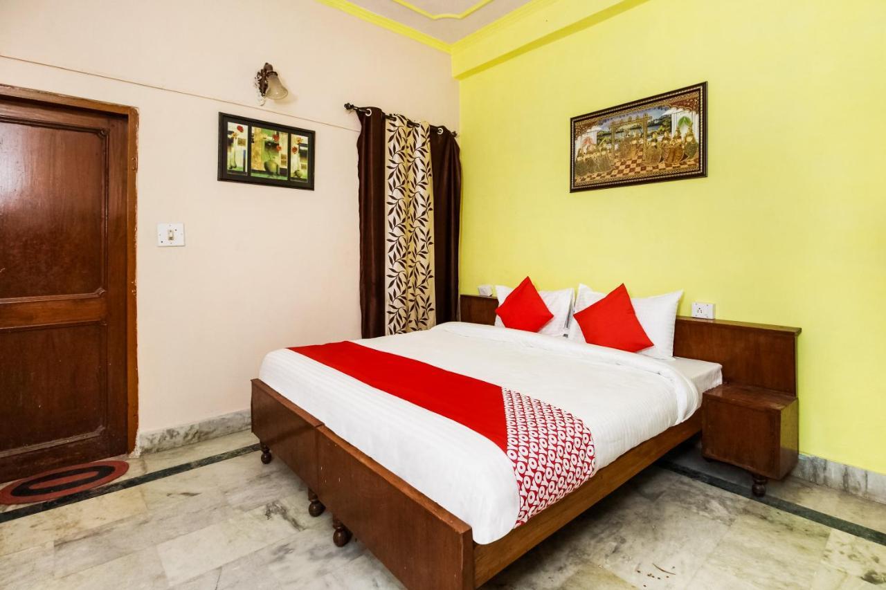 Oyo Hotel Apoorva Deluxe Τζαϊπούρ Εξωτερικό φωτογραφία