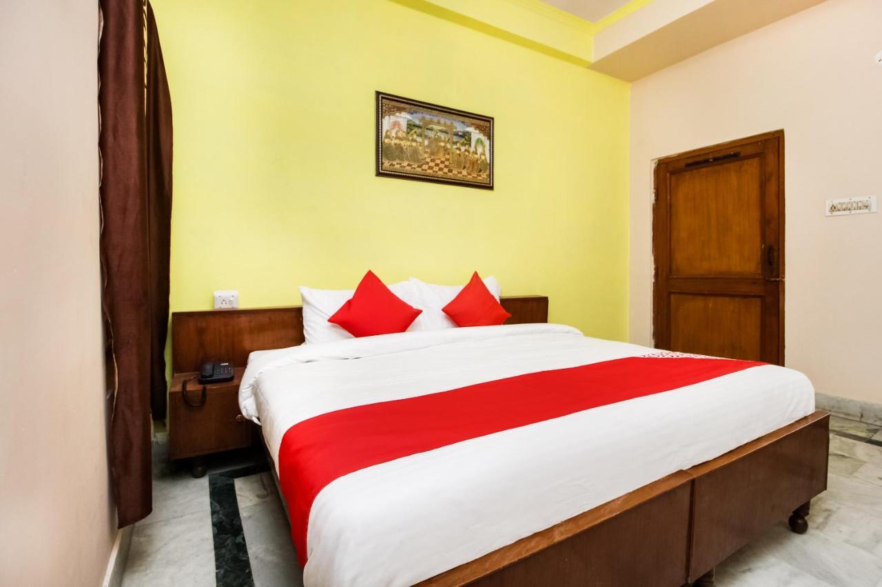 Oyo Hotel Apoorva Deluxe Τζαϊπούρ Εξωτερικό φωτογραφία