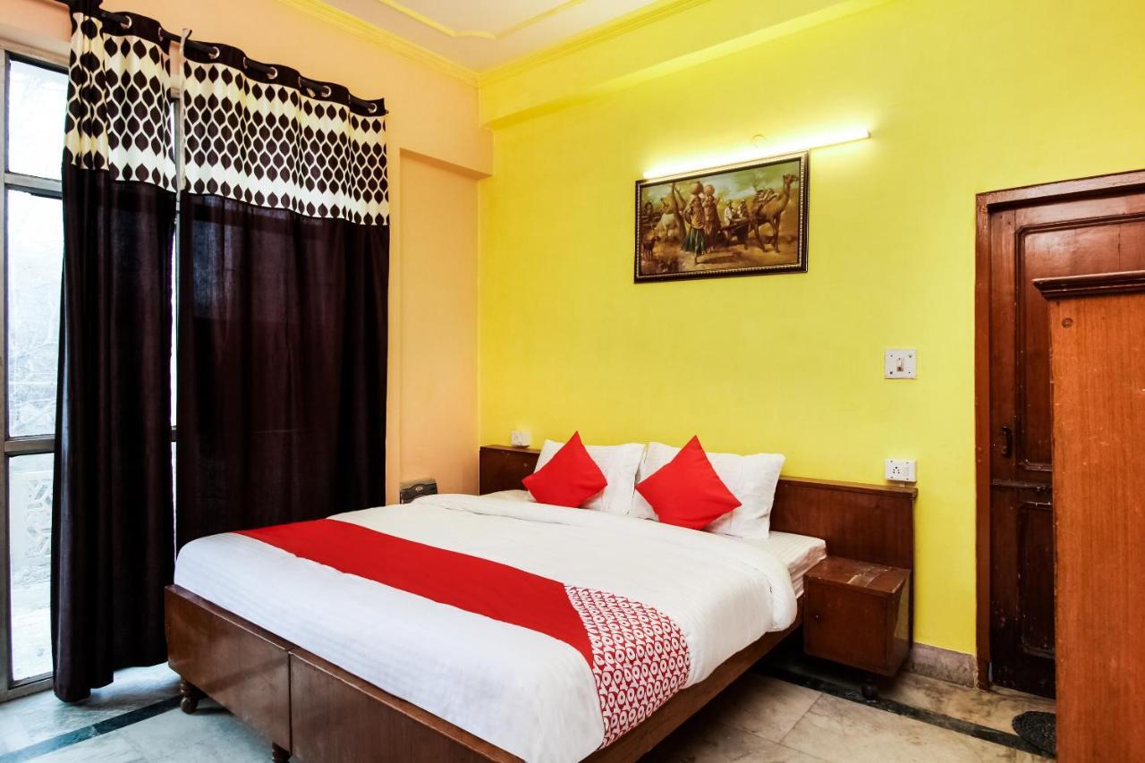 Oyo Hotel Apoorva Deluxe Τζαϊπούρ Εξωτερικό φωτογραφία