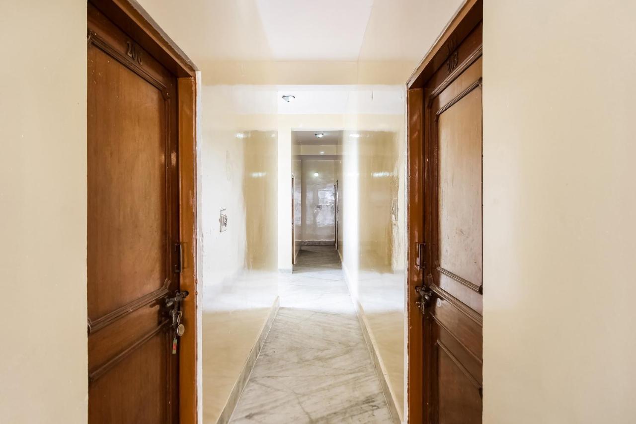 Oyo Hotel Apoorva Deluxe Τζαϊπούρ Εξωτερικό φωτογραφία