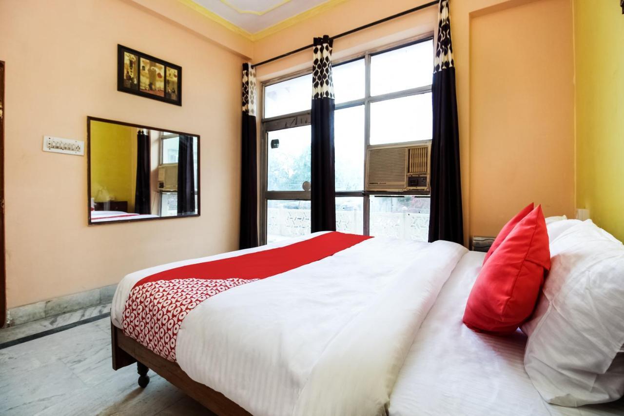 Oyo Hotel Apoorva Deluxe Τζαϊπούρ Εξωτερικό φωτογραφία