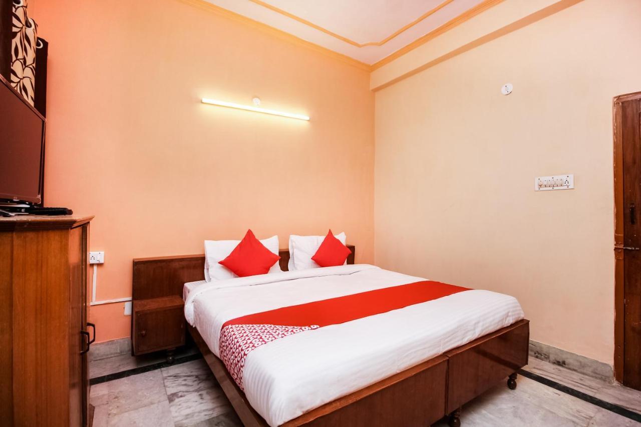 Oyo Hotel Apoorva Deluxe Τζαϊπούρ Εξωτερικό φωτογραφία